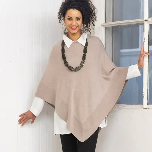 B12821 Poncho med rund hals, Bohéme