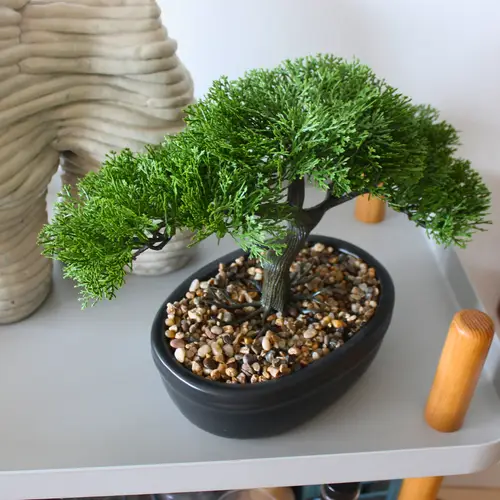 Kunstig Bonsai træ med keramik potte, og pyntesten, L32xB16xH23 cm