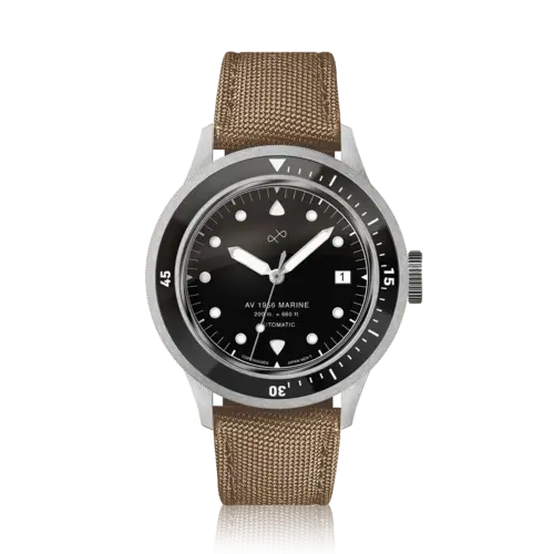 About Vintage 1956 Marine Automatic, Steel / Black Automatic