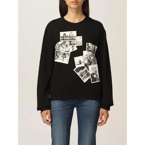 Love Moschino Chic Black Sweatshirt with Designer Emblem