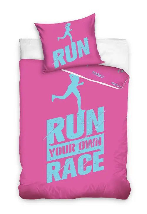 Run Your Own Race Pink Sengetøj 140 x 200, 100 procent bomuld