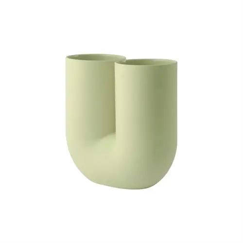 Muuto Kink Vase H26 Light Green