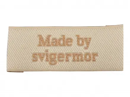 Label Made by Svigermor Sandfarve