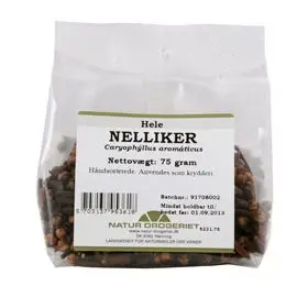 ND Nelliker hele &bull; 75g.