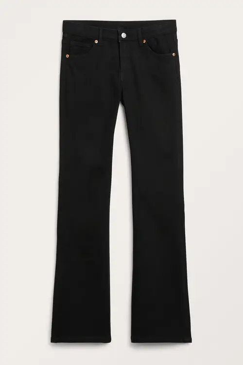 Monki Low Waist Flared Leg Jeans Black, Bootcut jeans I størrelse W 36