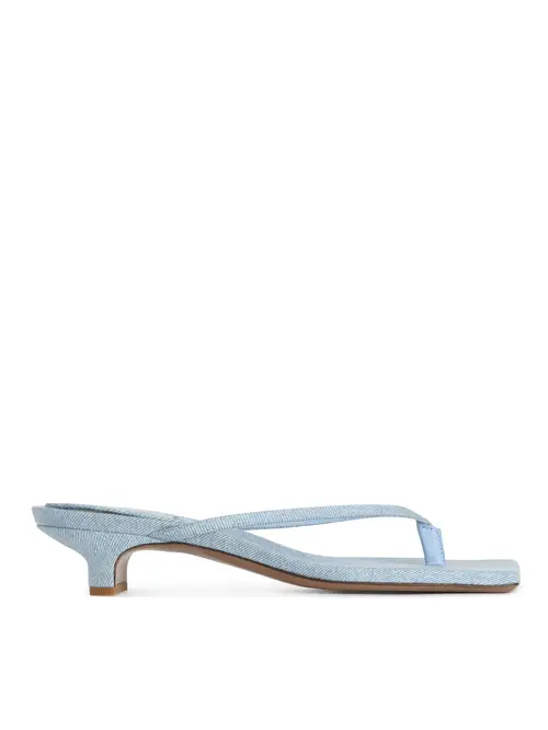 Arket Denim Thong Sandals Light Blue, Sandaler I størrelse 39