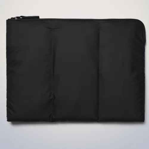 Rains Nyssa Puffer Laptop Cover 15″/16″ - Black