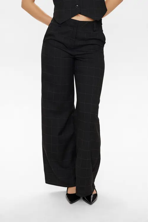 Nümph - NUHARLIE PANTS - Caviar - 36 - Sort - Pants