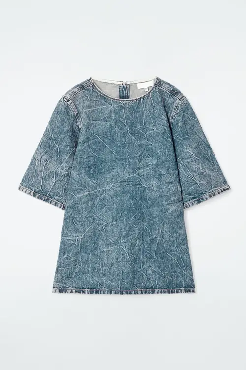 SHORT-SLEEVED WASHED-DENIM TOP