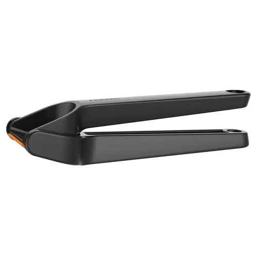 Fiskars Functional Form hvidløgspresser 24 cm Sort