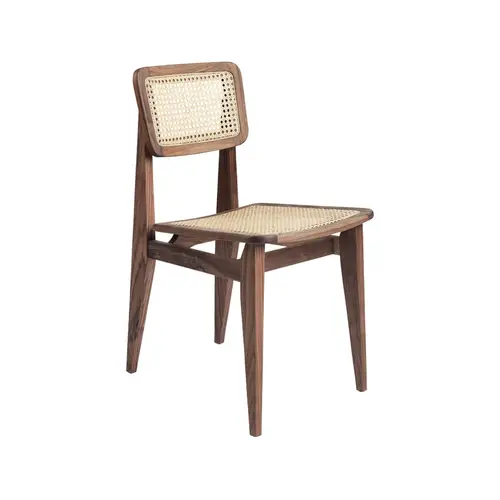 GUBI C-Chair stol american walnut, rattan