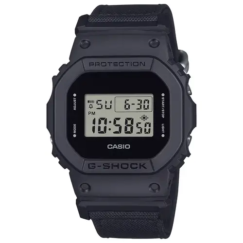 Casio G-Shock DW-5600BCE-1ER - Herre - 43 mm - Analog - Digitalt/Smartwatch - Mineralglas