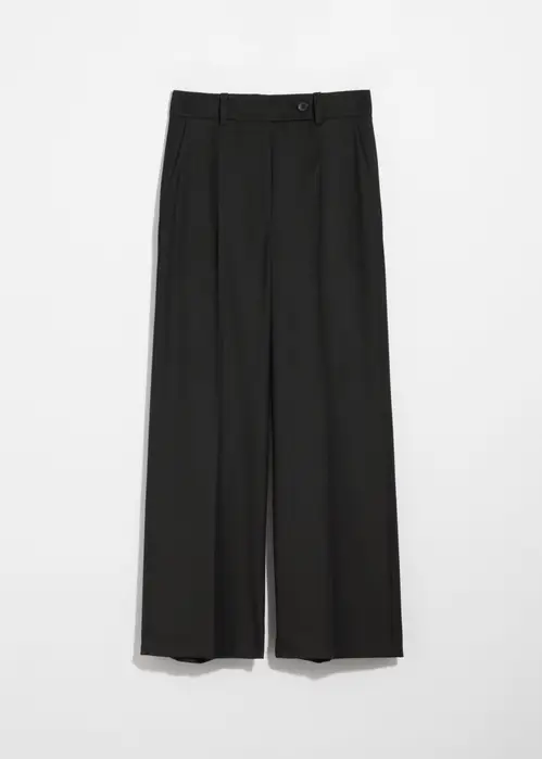 Cropped Tailored Trousers - Black