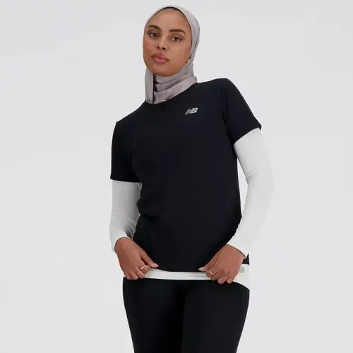 New Balance Hurtigtørrende Heathertech T-shirt Dame - Str. L, Sort, Løbe-Tee til Aktivitet