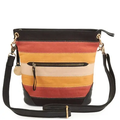 Style Kenya i sommer multifarvet kanvas. Fantastisk crossbody / skuldertaske i kraftig og smuk kanvas med detaljer i læder