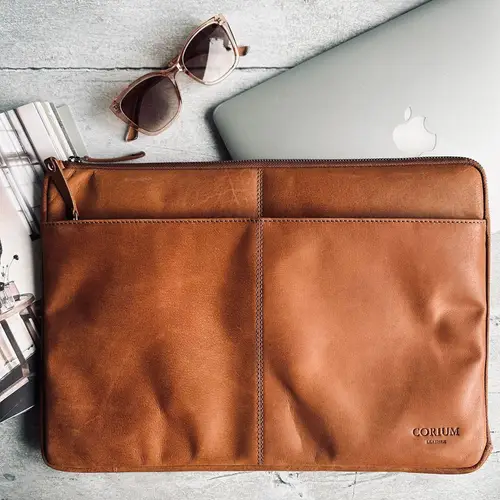 Laptop sleeve Cognac leather - Str. 41