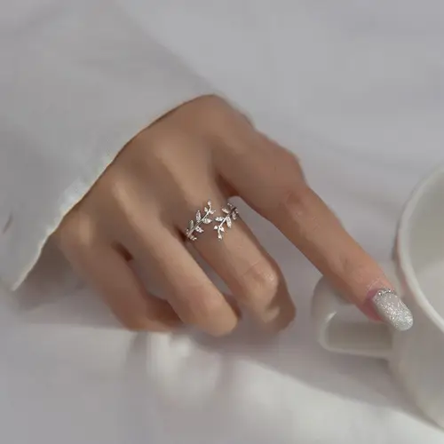 Zirkonia Leaf Ring | Callisto Jewellery | Ringe |  Kvinder