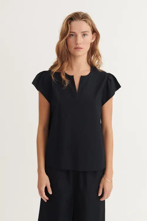 Silje SS Top - Black