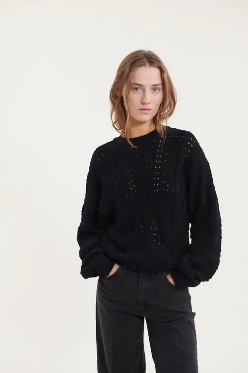 Winie Biaz Sweater - Black